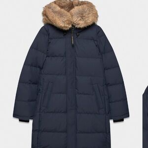 Aritzia Powder Parka (Large)